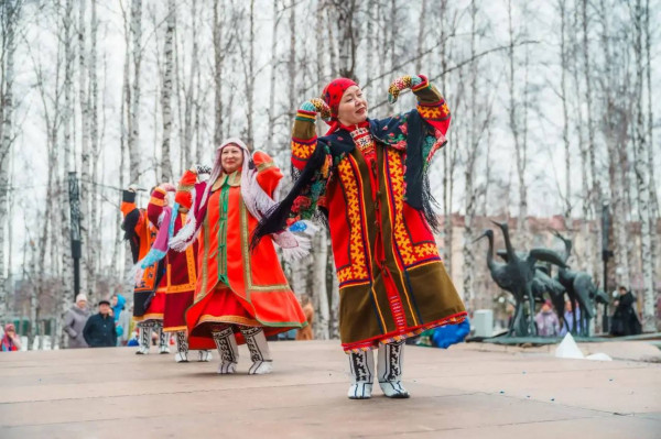 Легенды Вороньего дня ожили в Ханты-Мансийске