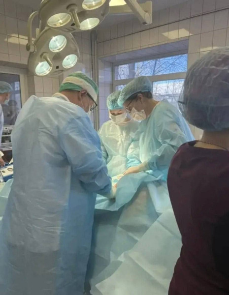 Сразу четырех близняшек родила россиянка: это уникальный случай в российской медицине Сразу четырех близняшек родила россиянка: это уникальный случай в российской медицине