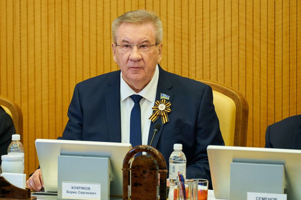 Борис Хохряков дал оценку отчету губернатора об итогах деятельности правительства Югры за 2025 год