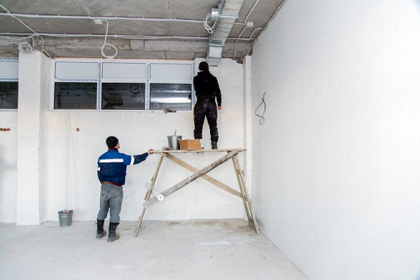 В Сургуте этим летом на ремонт 83 объектов образования выделят 873 млн рублей