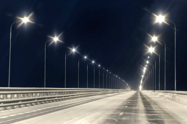 &laquo;Звезду Оби&raquo; планируют украсить архитектурной подсветкой &mdash; так мостовой переход станет заметнее и будет лучше соответствовать своему звучному названию