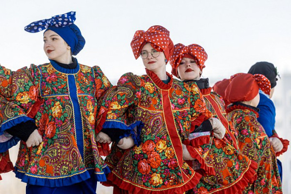 Жители Сургута впервые с размахом отметили Красную горку