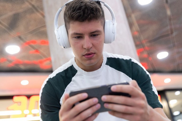 Молодежь ХМАО стала тратить на онлайн-обучение в 6 раз больше времени