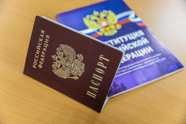 Жителю ХМАО через суд пришлось доказывать, что он 36 лет прожил в России