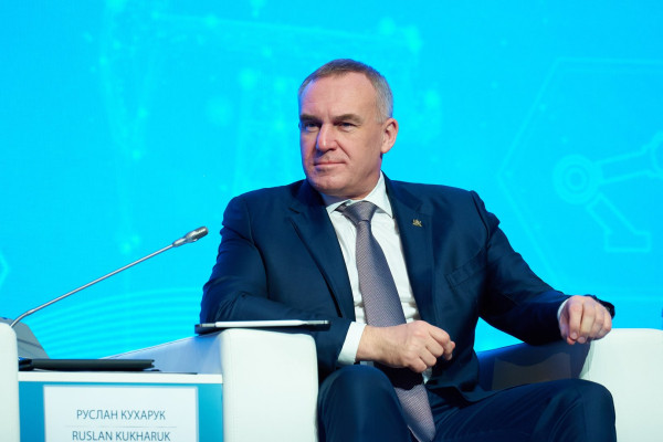 Руслан Кухарук на форуме &laquo;Нефтяная столица&raquo; обозначил ключевые вызовы, стоящие перед энергетической отраслью