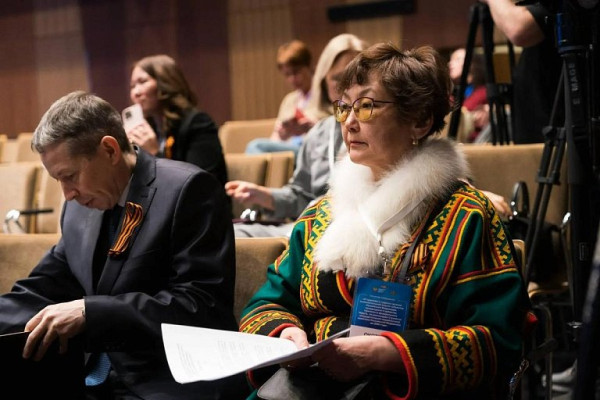 В Сургуте обсудили государственную национальную политику и поддержку КМНС