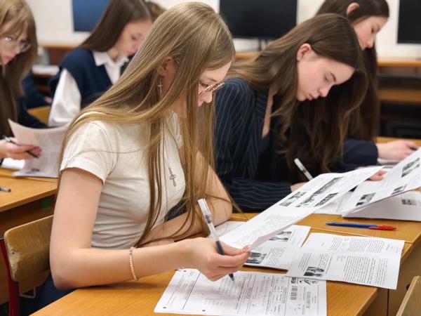 Сургутяне присоединились к международной акции &laquo;Диктант Победы&raquo;