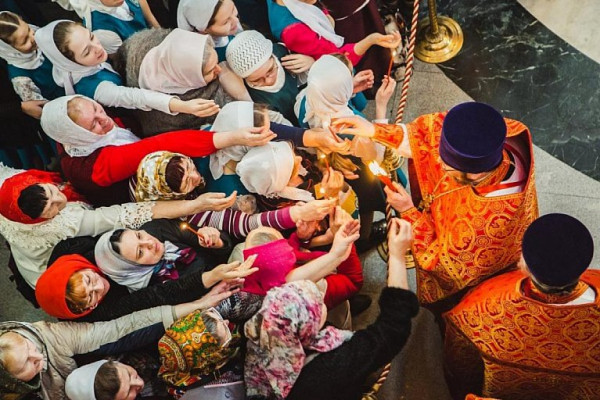 В ХМАО из Иерусалима привезут Благодатный огонь на Пасху