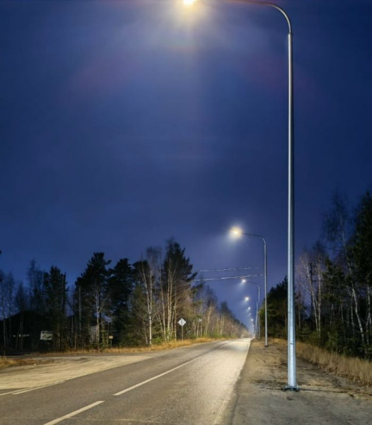 ​&laquo;Когда зажжется этот свет?&raquo;: депутаты Сургута потребовали включить освещение на дороге к школе №22 в Дорожном
