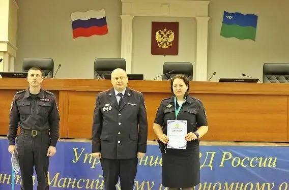 В Ханты-Мансийске прошли соревнования по служебному двоеборью и лыжным гонкам среди сотрудников МВД