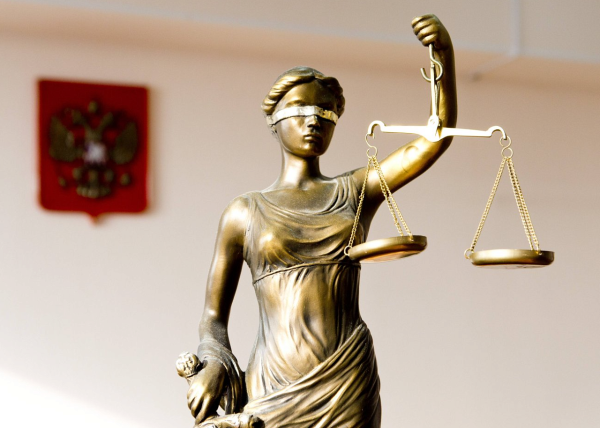 Двоих жителей Сургута будут судить за хулиганство и избиение посетителей городского кафе