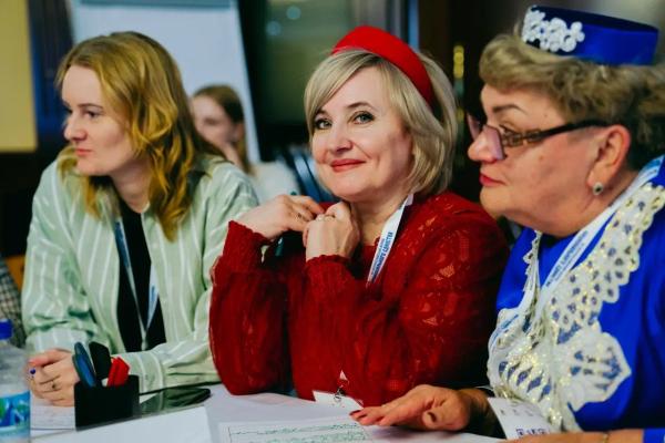 На Всероссийском форуме национального единства провели игру по определению культурного кода На Всероссийском форуме национального единства провели игру по определению культурного кода