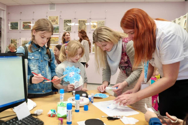 Многообразие культур в одной библиотеке: &laquo;Библионочь &ndash; 2026&raquo; объединила более 1200 участников в Сургуте