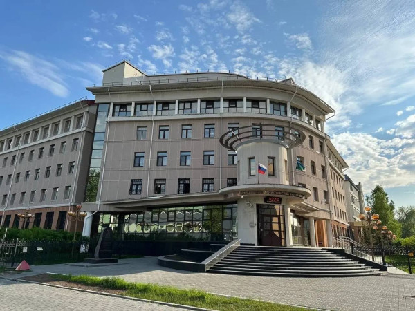 Поздравление начальника УМВД России по ХМАО - Югре Сергея Ветохина с Днём ветерана органов внутренних дел Российской Федерации