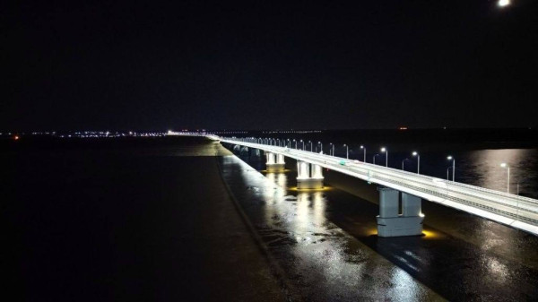 &laquo;Звезду Оби&raquo; планируют украсить архитектурной подсветкой &mdash; так мостовой переход станет заметнее и будет лучше соответствовать своему звучному названию