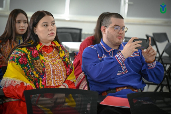 В Ханты-Мансийске прошел I региональный слет студентов обско-угорских народов
