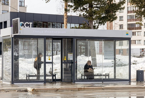 На улицах Сургута появятся 50 новых теплых остановок за 114 млн рублей