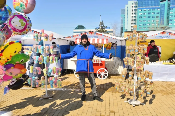 &laquo;Красная горка&raquo; собрала тысячи сургутян: весенняя ярмарка стала праздником вкуса и традиций