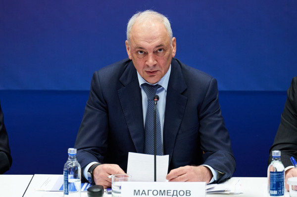 &laquo;Есть над чем работать&raquo;: в АП оценили межнациональные отношения в УрФО