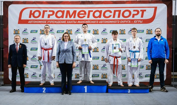Чемпионат и первенство УрФО принесли каратистам Югры ошеломительный успех