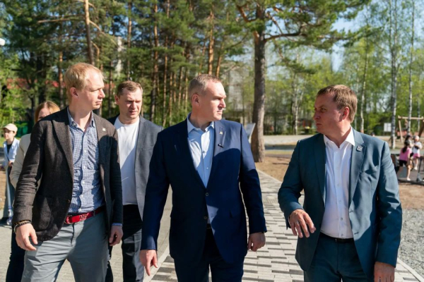 Губернатор Югры оценил новый парк в Сургуте