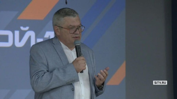 Сегодня 60 лет исполняется писателю, журналисту и кинодраматургу Сергею Козлову