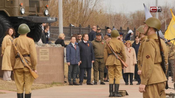 На набережной Сургута прозвучали последние предпраздничные залпы пушек