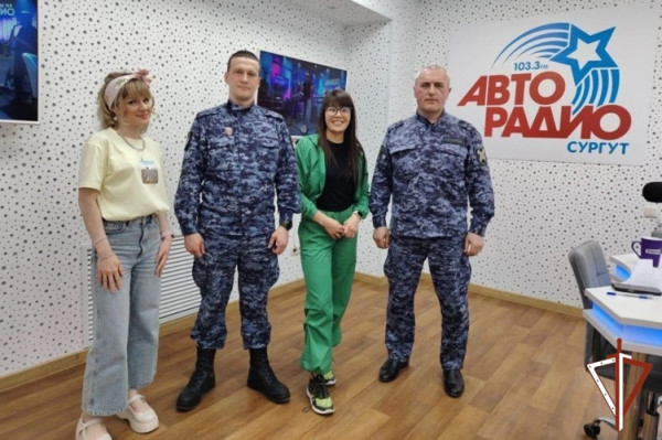 В Югре Росгвардия в прямом эфире &laquo;Авторадио. Сургут&raquo; рассказала об имеющихся в ведомстве специальностях