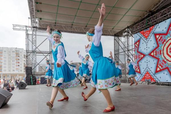 Единство труда и народов: в Сургуте отметили Первомай
