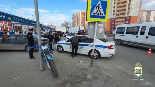 Подросток на питбайке сбил сотрудника ДПС в Сургутском районе