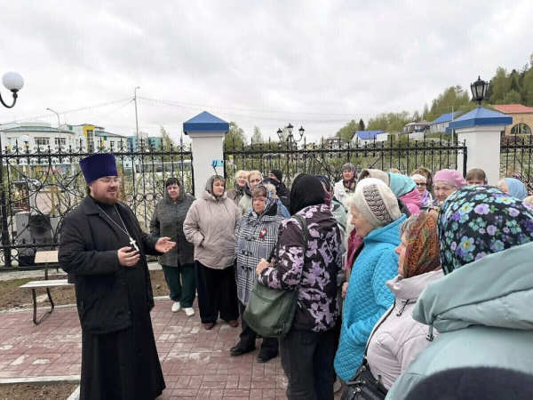Владимир Семенов организовал паломническую поездку &laquo;Дорога к храму&raquo;