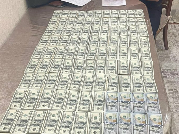 В ХМАО взяли с поличным взяточника из газоперерабатывающей фирмы