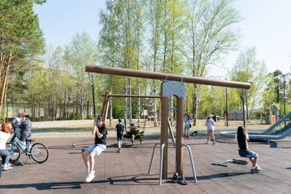 Губернатор Югры оценил новый парк в Сургуте