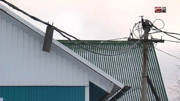 Несколько городов и поселков Югры остались без электричества из-за непогоды