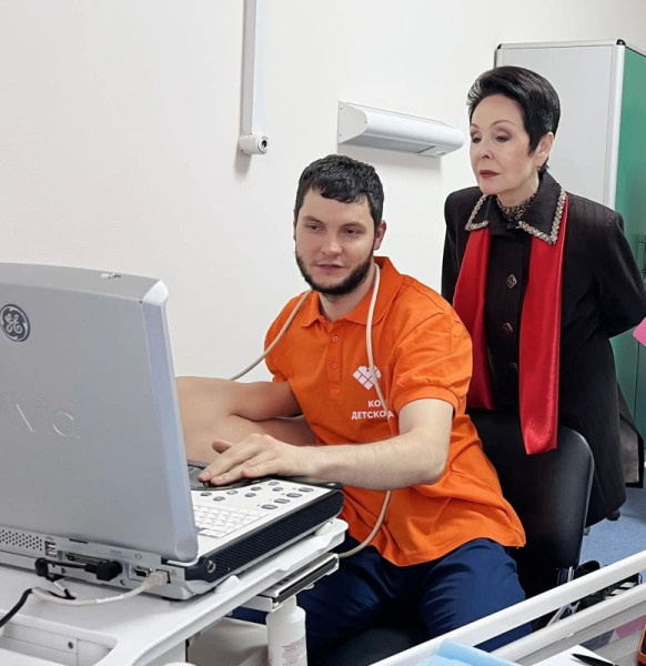 Многодетные семьи в Сургуте прошли скрининг в Окружном кардиоцентре