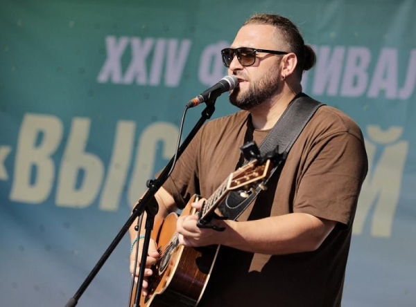 Гитара, тайга и дружба: &laquo;Высокий Мыс&raquo; объединяет сердца