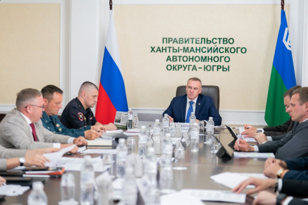 Губернатор Руслан Кухарук потребовал усилить контроль за безопасностью на дорогах