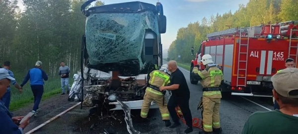 Автобус из Уфы в Сургут попал в ДТП, погиб водитель