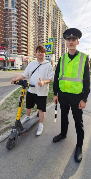 Профилактика аварийности с детьми: в крупнейшем городе округа проходят массовые пешие патрули