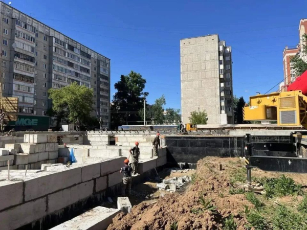 Врио мэра Йошкар-Олы Антон Трудинов рассказал, как проходит строительство новой школы в шестом микрорайоне