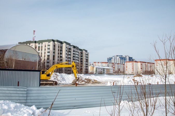 Депутаты Сургута обсудили строительство всех проблемных школ