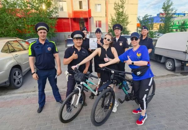 Профилактика аварийности с детьми: в крупнейшем городе округа проходят массовые пешие патрули
