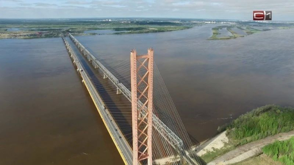 Внимание, водители! Движение по мосту через Обь будут ограничивать в ночное время