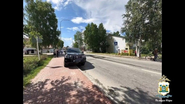 Проезжала пешеходный переход на велосипеде: в Югре насмерть сбили ребенка