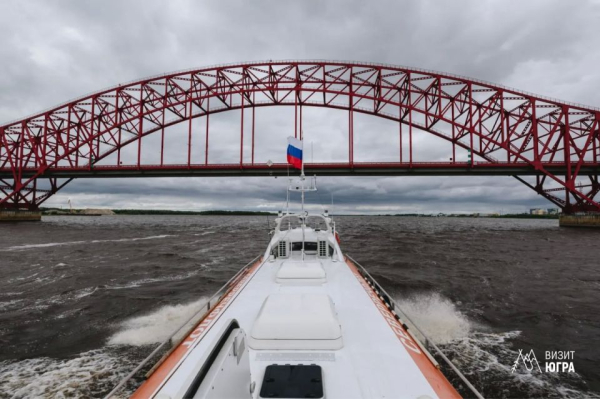 Югра открыла сезон речных прогулок внутри региона и за его пределы