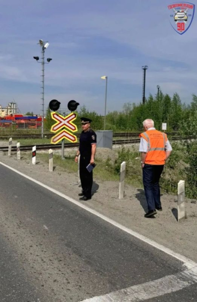 Госавтоинспекция Югры напоминает о безопасности на железнодорожных переездах