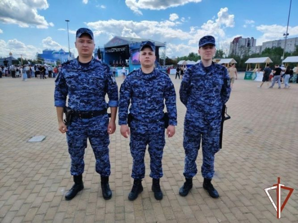 В Югре Росгвардия обеспечила правопорядок на мероприятиях национального праздника &laquo;Сабантуй&raquo;