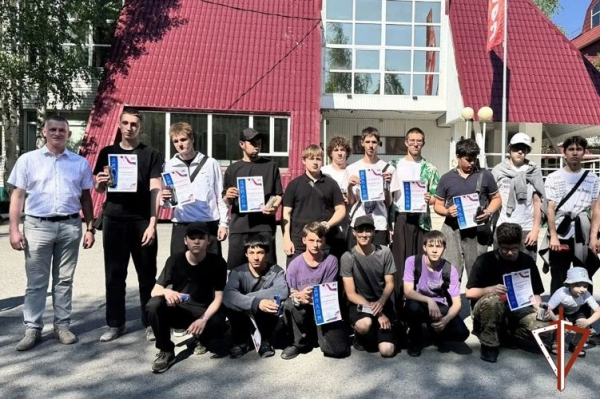 В Югре Росгвардия провела мероприятия ведомственной акции &laquo;Каникулы с Росгвардией&raquo; для студентов и школьников