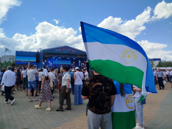 Сургут принимает Международный Иртышский Сабантуй на Центральной площади