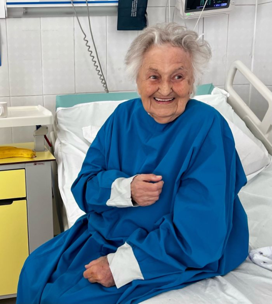 92-летняя югорчанка встретила день рождения в кардиоцентре Сургута после перенесенного инфаркта 92-летняя югорчанка встретила день рождения в кардиоцентре Сургута после перенесенного инфаркта